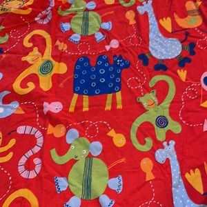 TWIN SIZE CHILDS DUVET IN GREAT CONDITION
